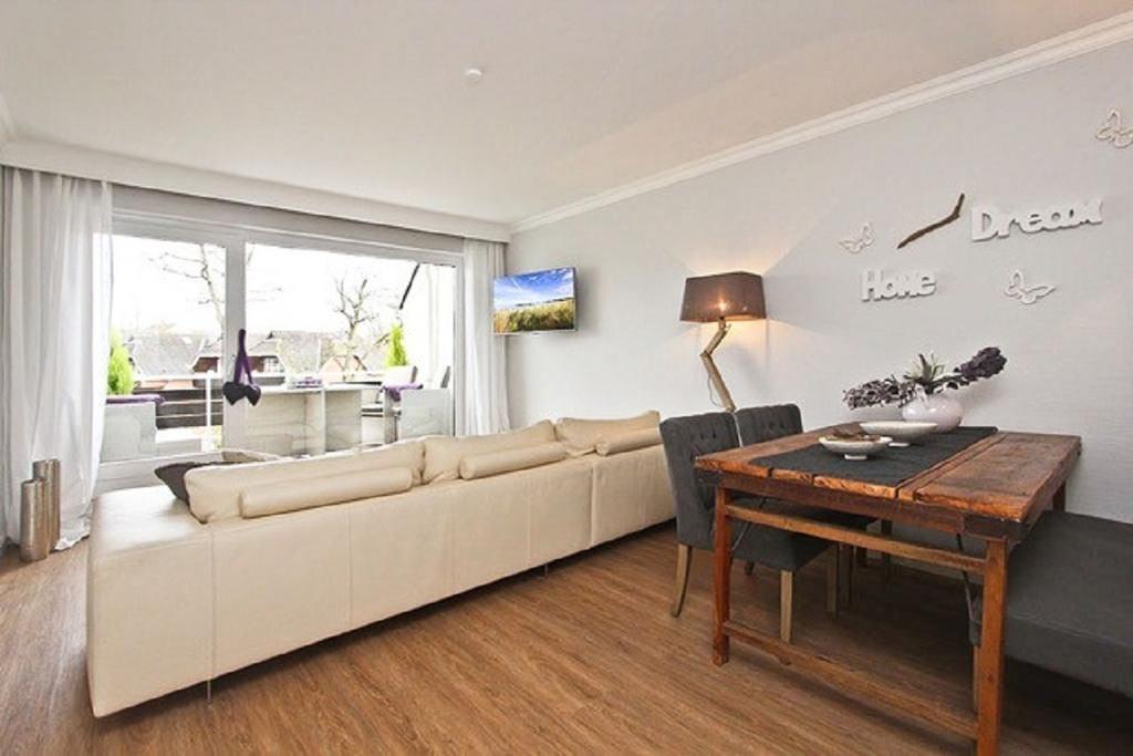 Apartment Ostseerausch Scharbeutz Zimmer foto